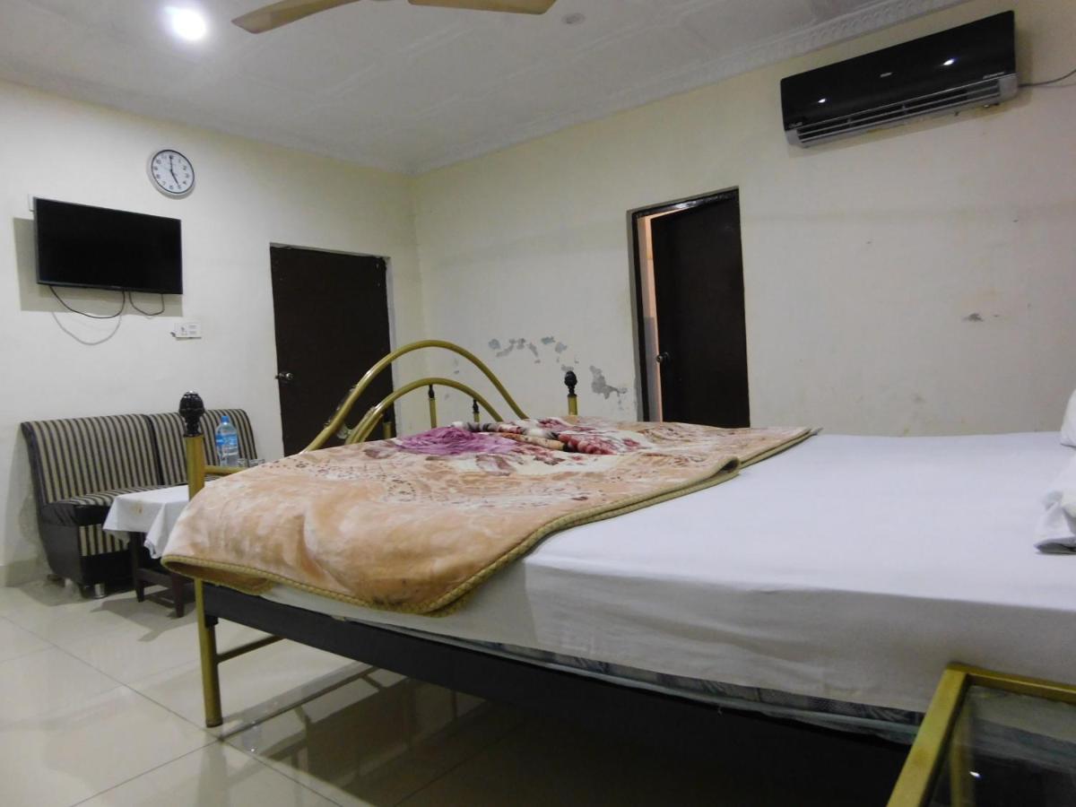 Hotel Humera Bahawalpur Exterior photo